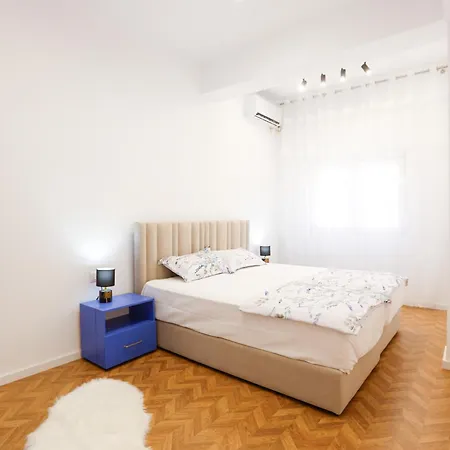 Lucjanos アパート *